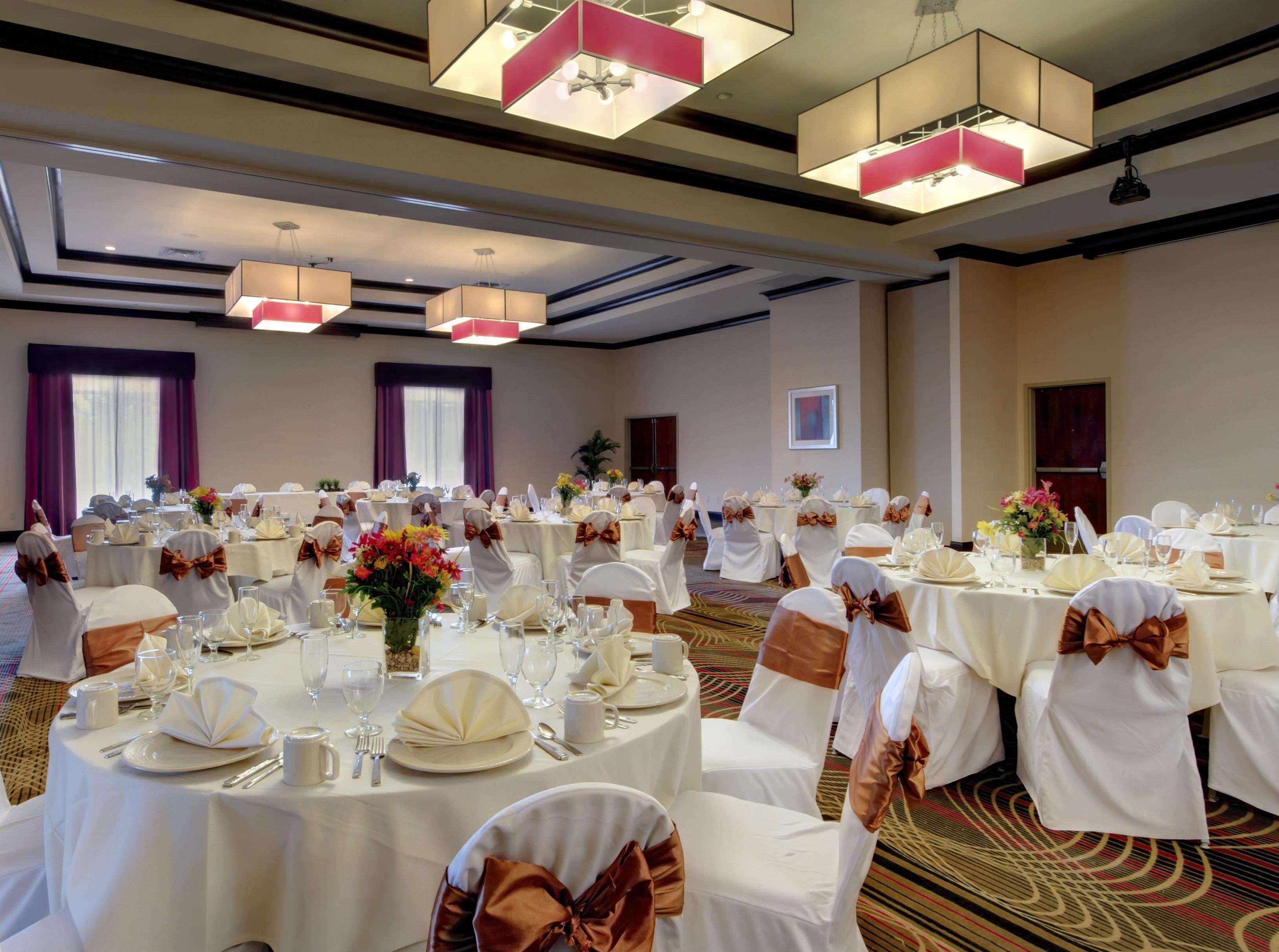 Hilton Garden Inn North Little Rock Ngoại thất bức ảnh